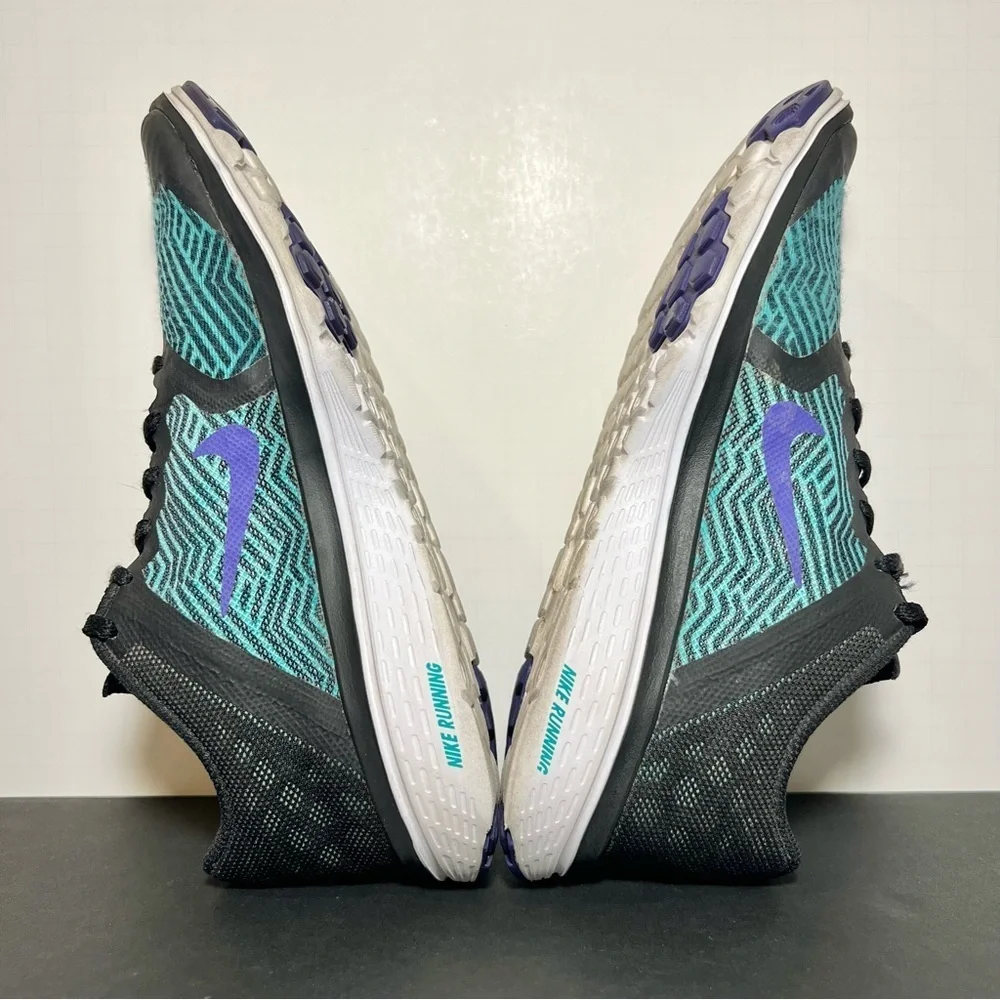 Womens NIKE FS Lite Run 3 Premium Running Shoes / Size 7.5